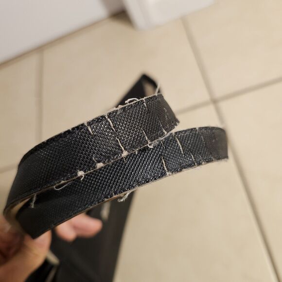 Lacoste Anna Reversible Two-Tone Tote Bag - Women's Black And Beige - Picture 7 of 7